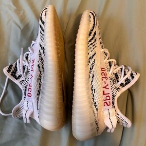 Yeezy Boost 350 V2 ‘Zebra’ Size 7